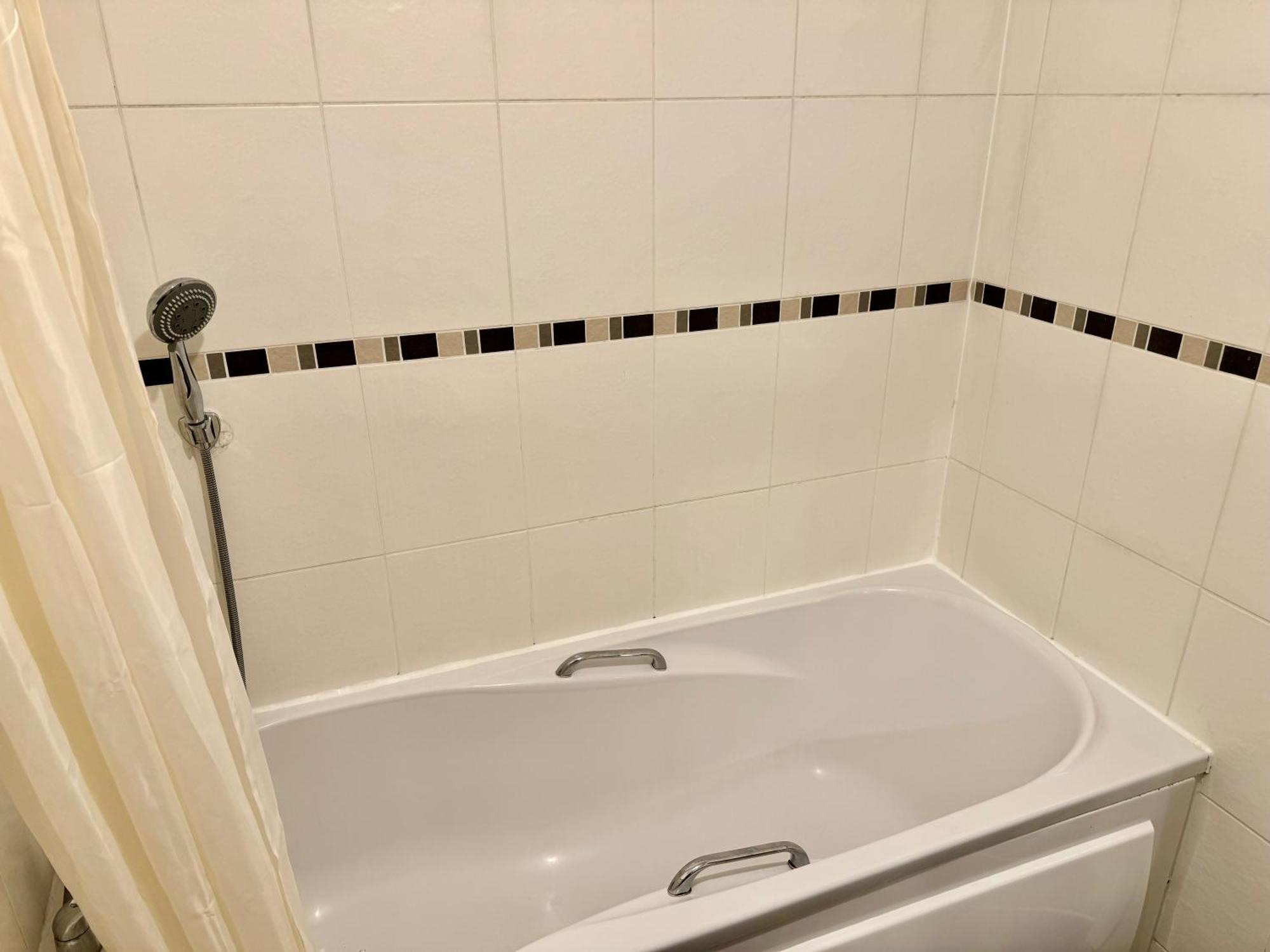 The Red Suites Бирмингам Екстериор снимка