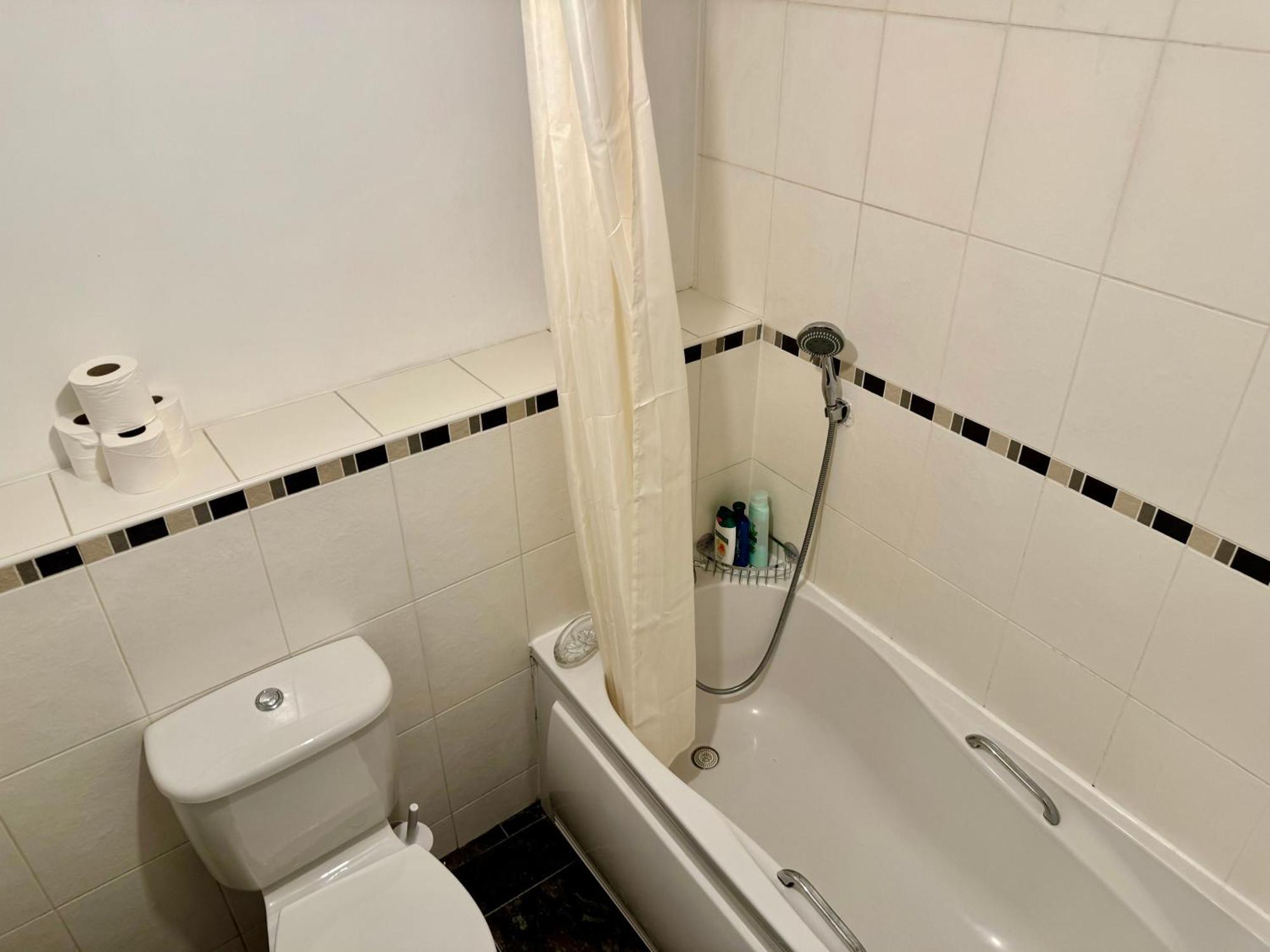 The Red Suites Бирмингам Екстериор снимка